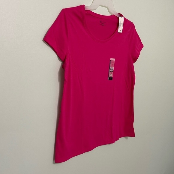 Two brand new t-shirts with tags size XXXL one in red one in pink - Picture 4 of 10